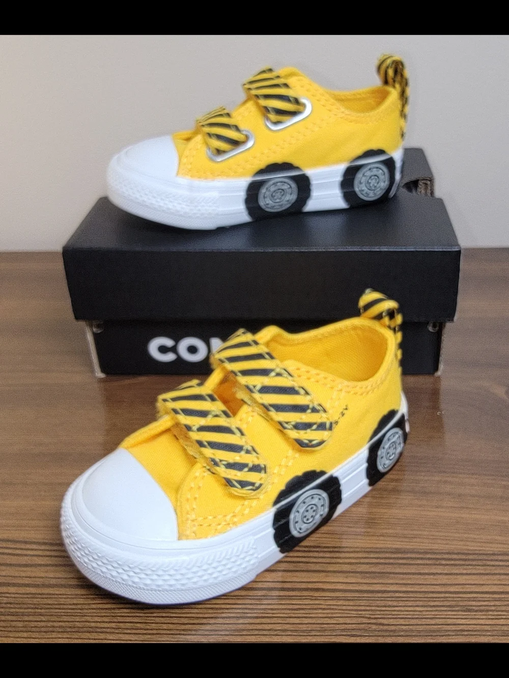 Converse Chuck Taylor All Star Construction Truck Kids' Sneakers - Size 3 Infant